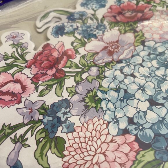 Honeycomb Centerpieces - Picture 8 of 10